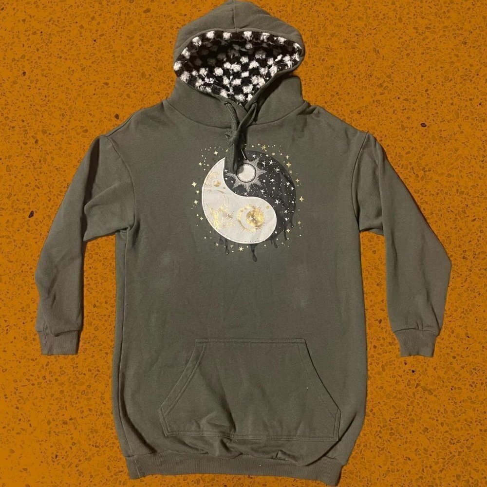 No boundaries hoodie sweatshirt